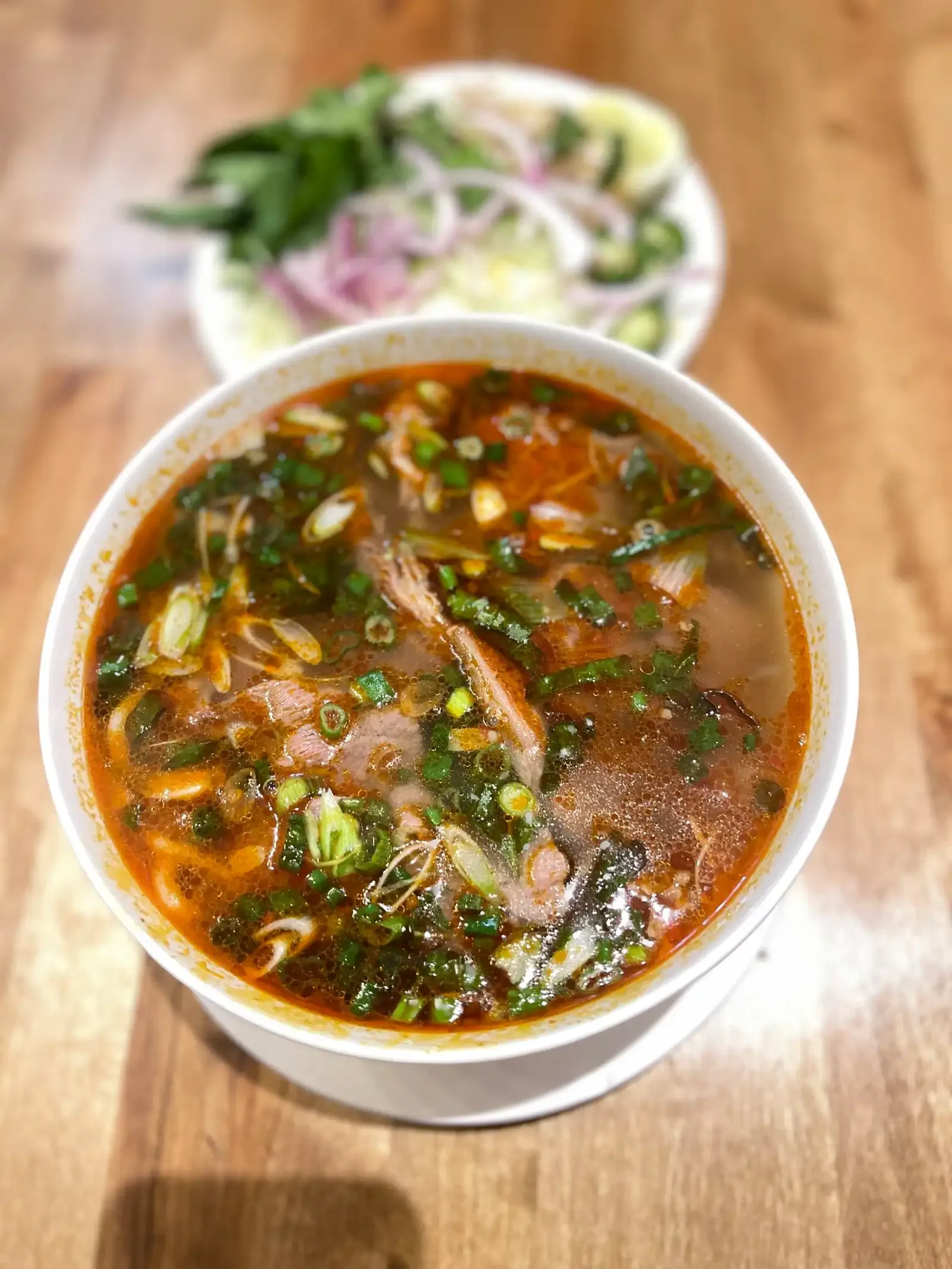 P17. LEMONGRASS BEEF NOODLE