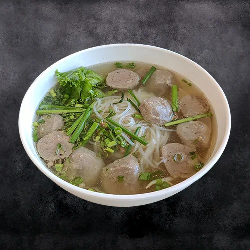 P6. Meatballs Pho