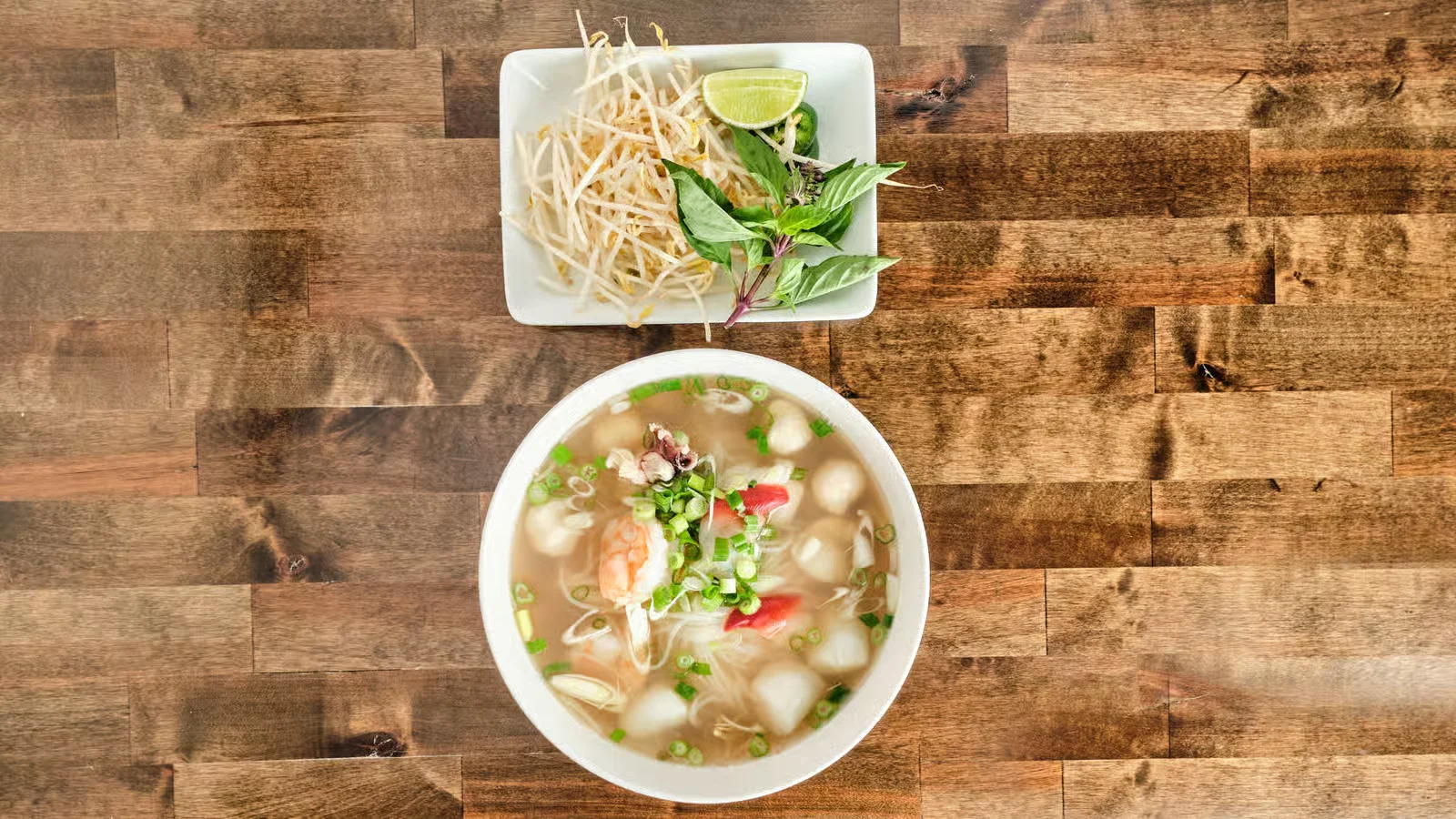 P9. Pho SeaFood(Squid, Shrimp, Scallop Fish Ball, Artic Surf Claim)